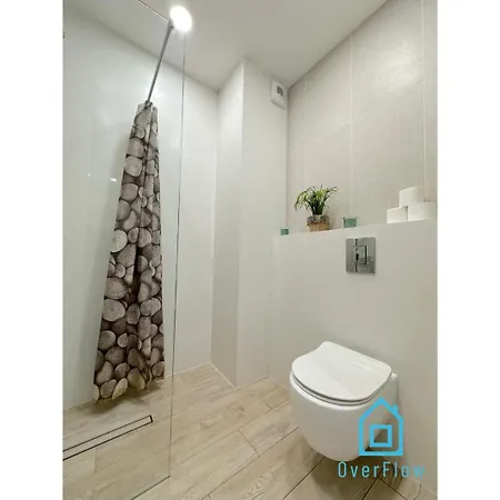 Apartment White